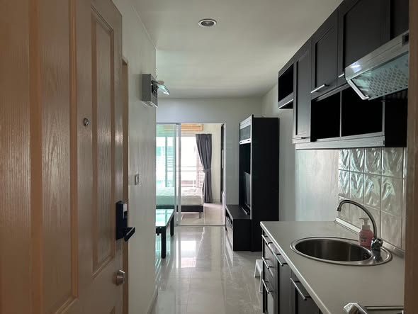 kitchen of เมโทรพาร์ค สาทร เฟส 2/1 ตึก B