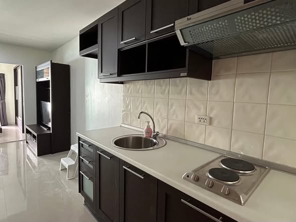 kitchen of เมโทรพาร์ค สาทร เฟส 2/1 ตึก B