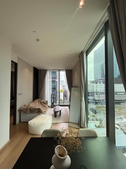 bedroom and living room of 28 Chidlom