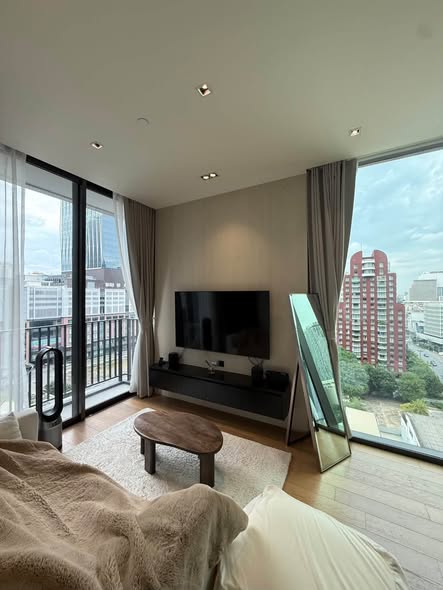 bedroom and living room of 28 Chidlom
