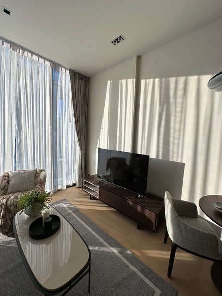 living room of 28 Chidlom