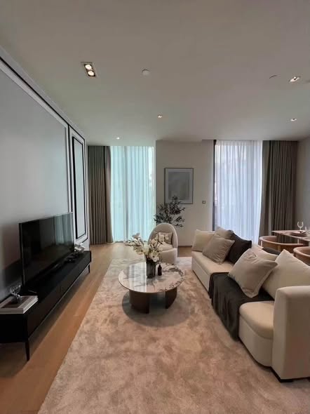 living room of 28 Chidlom