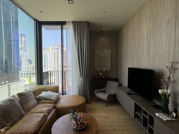 living room of 28 Chidlom