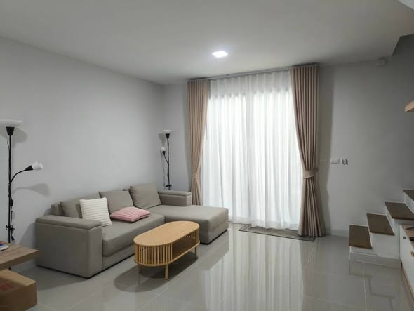 bedroom and living room of พลีโน่ สุขุมวิท-บางนา 3 Pleno Sukhumvit-Bangna 3