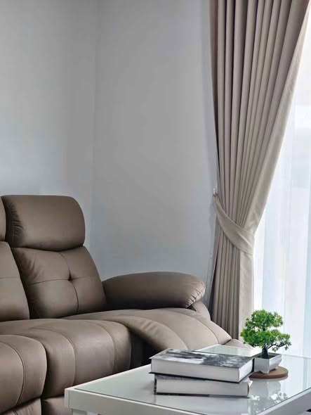 living room of พลีโน่ สุขุมวิท-บางนา 3 Pleno Sukhumvit-Bangna 3