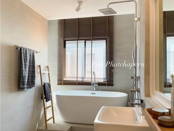 room interior and bathroom of ชิเซน พัฒนาการ 32 (Shizen Phatthanakan 32)