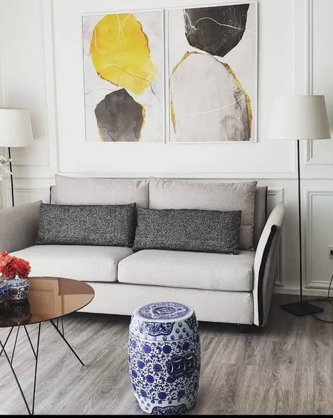 living room of 333 Riverside