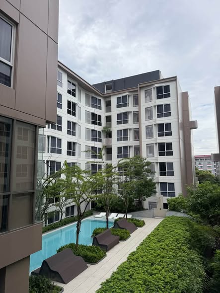 บลู พหลโยธิน 35 | blue Phahonyothin 35 by Grand Unity