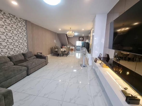 living room of ทาวน์โฮมแฝด4ชั้น