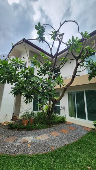 สุขุมวิท 49