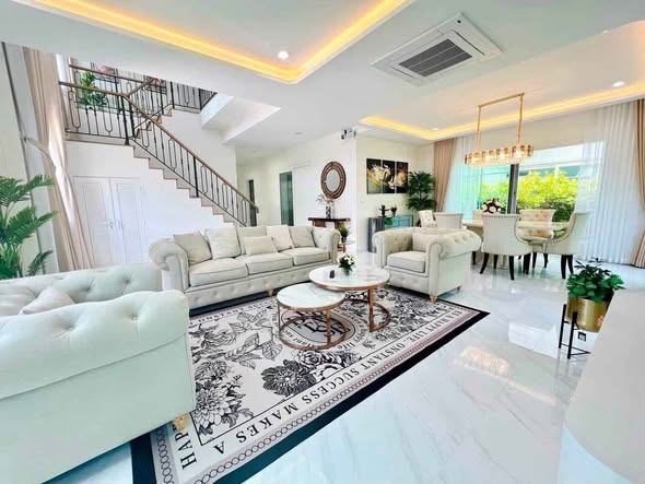 living room of แกรนดิโอ บางนา กม.5