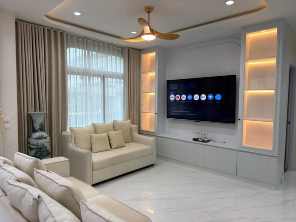 living room of แกรนดิโอ บางนา กม.5