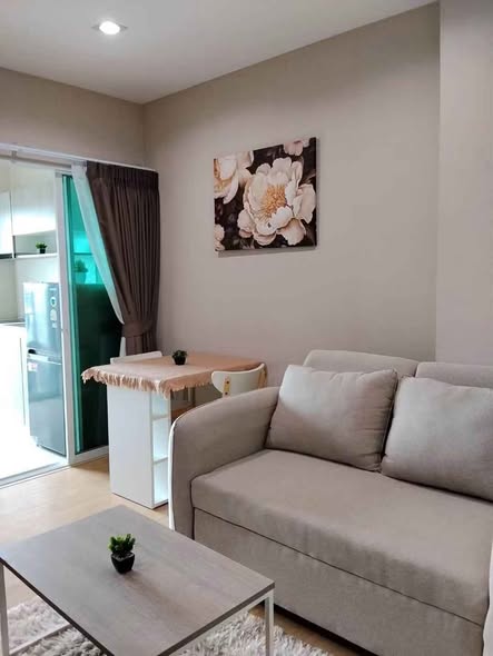 living room of คอนโดวันพลัส มหิดล 5 (One Plus Mahidol 5)