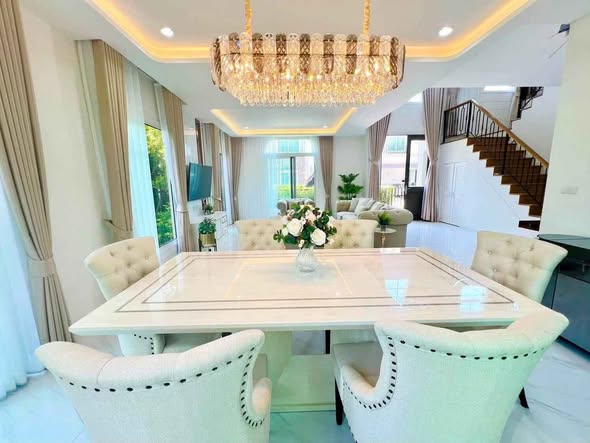 room interior of แกรนดิโอ บางนา กม.5