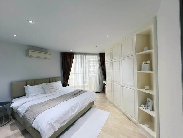 bedroom of 59 Heritage