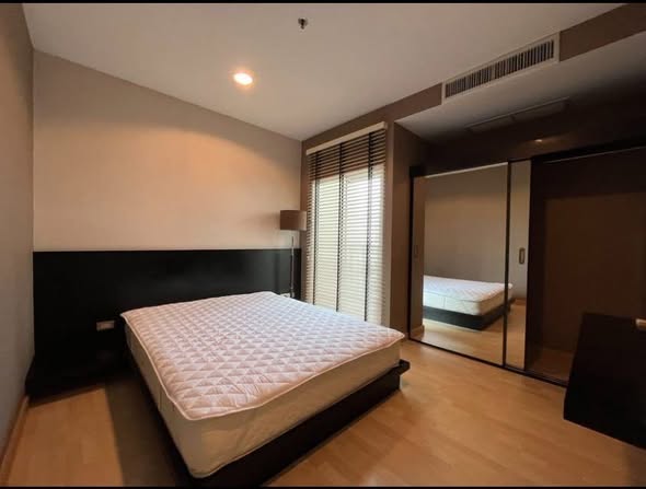 bedroom and room interior of 59 Heritage