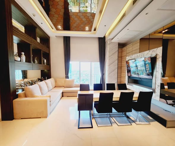 living room of 59 Heritage