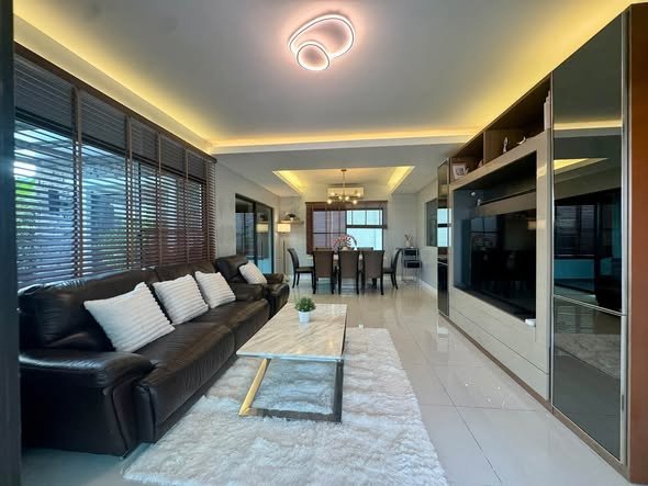 living room and room interior of มัณฑนา บางนา กม 7