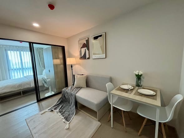 living room of กู้ดเดย์ สุขุมวิท 93 Good Day Sukhumvit 93