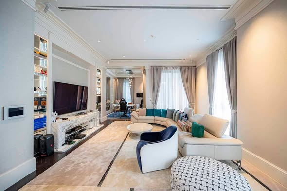 living room and bedroom of 98 Wireless