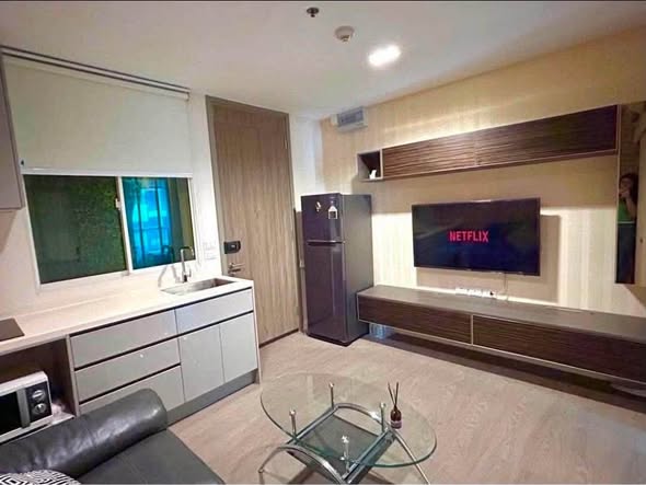 living room and room interior of A Space ID Asok-Ratchada