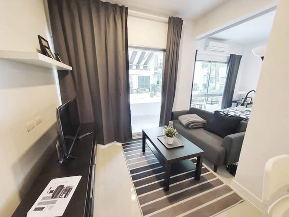 bedroom and living room of A Space ME Sukhumvit 77