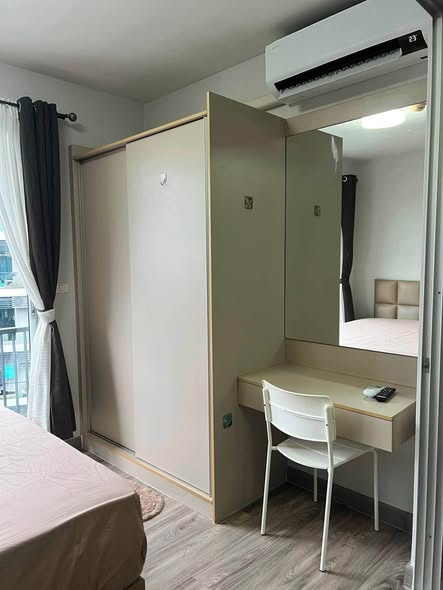 bedroom and room interior of A Space ME Sukhumvit 77