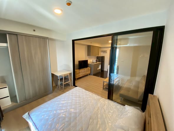 bedroom and room interior of A Space Mega 1