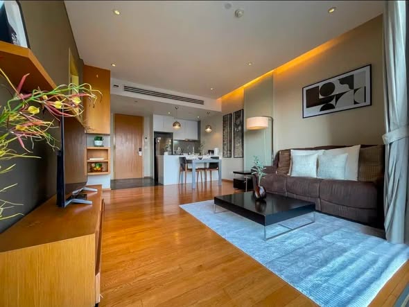 bedroom and living room of AEQUA Residence Sukhumvit 49 dad no3