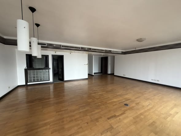 All Seasons Mansion