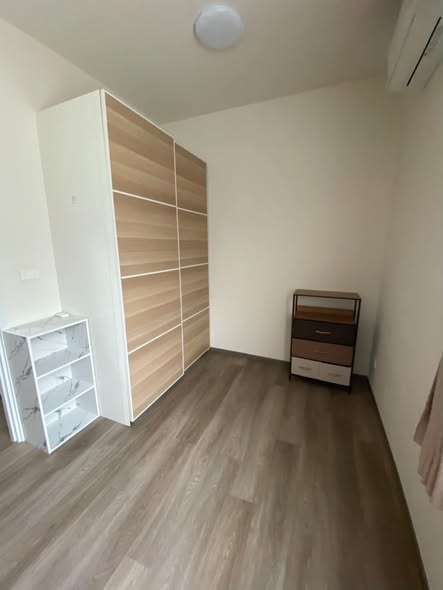 bedroom and room interior of Altitude Kraf Bangna