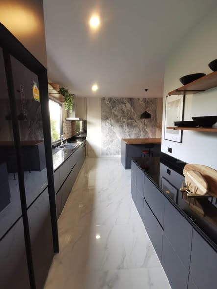 kitchen of Altitude Kraf Bangna