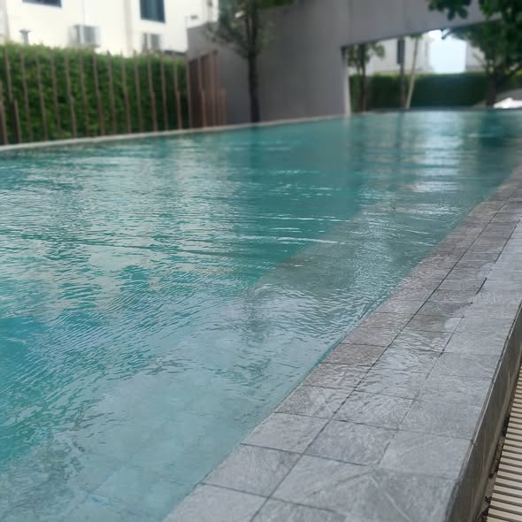 pool of Altitude Kraf Bangna
