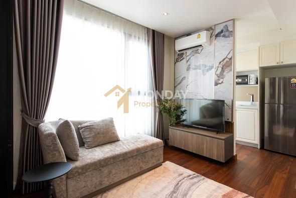 bedroom of Altitude Symphony