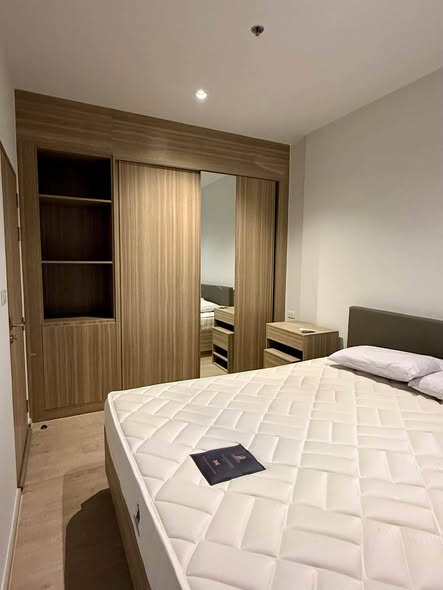 bedroom of Altitude Unicorn Sathorn