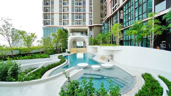 pool of Altitude Unicorn Sathorn