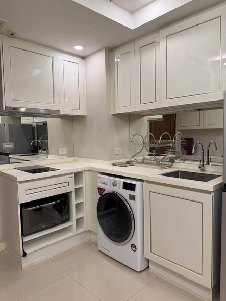 kitchen of Amaranta Residence