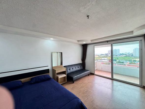 bedroom of Angket Condominium