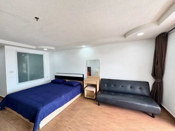bedroom of Angket Condominium