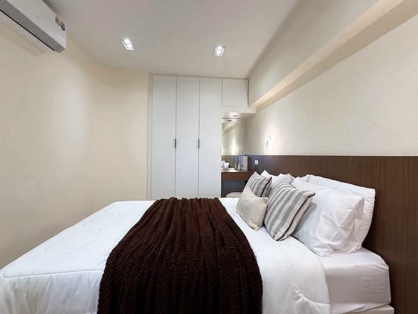 bedroom of Angket Pavilion