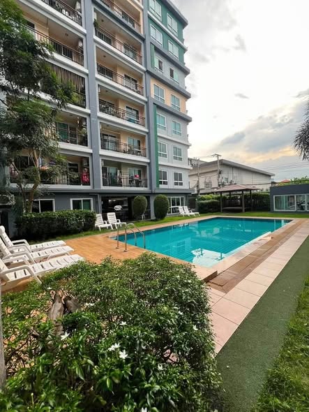 pool of Anna Condominium Building B