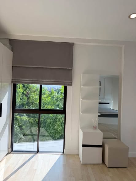room interior of Areeya Mandarina Sukhumvit 77