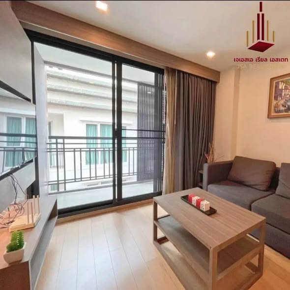 bedroom of art @ Thong Lo