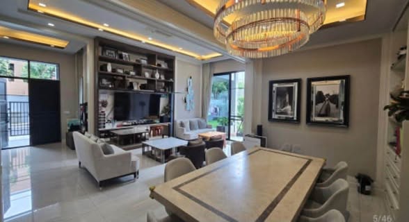 living room and kitchen of อาร์เทล เอกมัย-รามอินทรา | Artale Ekkamai-Ramintra