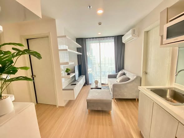 living room of Artemis Sukhumvit 77