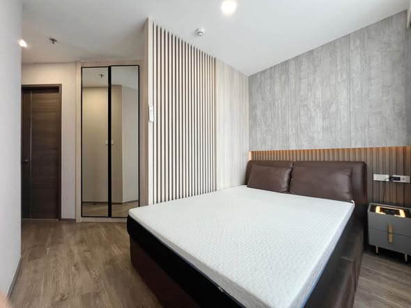 bedroom and room interior of Artisan Ratchada