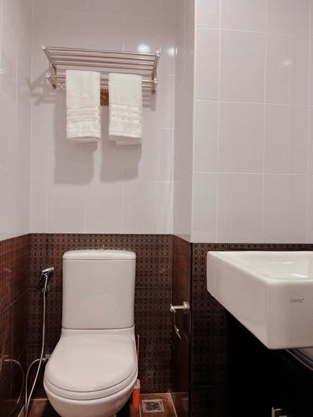 bathroom of ASAKAN Tower Srinagarindra