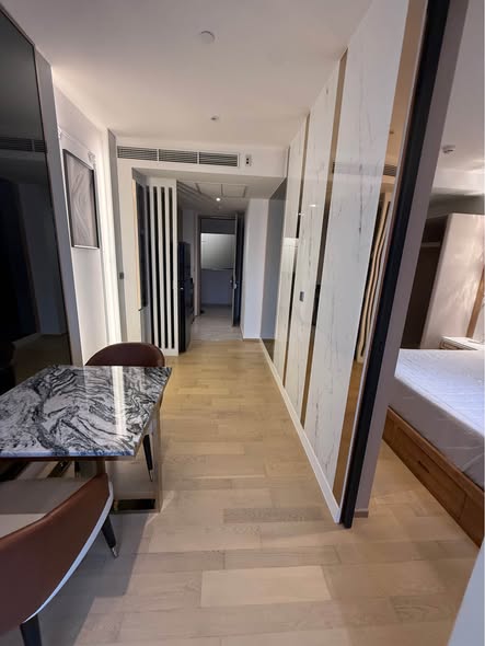 bedroom and room interior of ASHTON Asoke – Rama 9