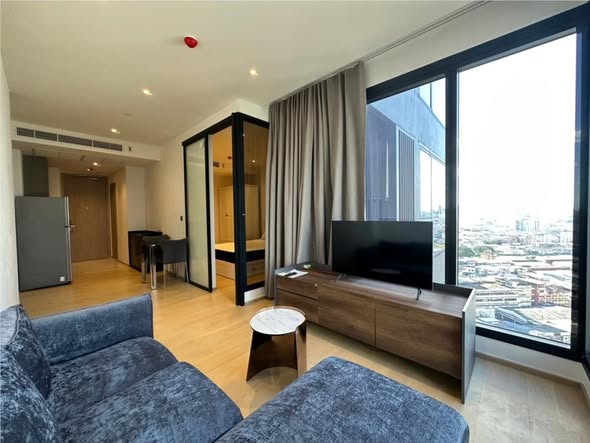 living room and bedroom of ASHTON Asoke – Rama 9