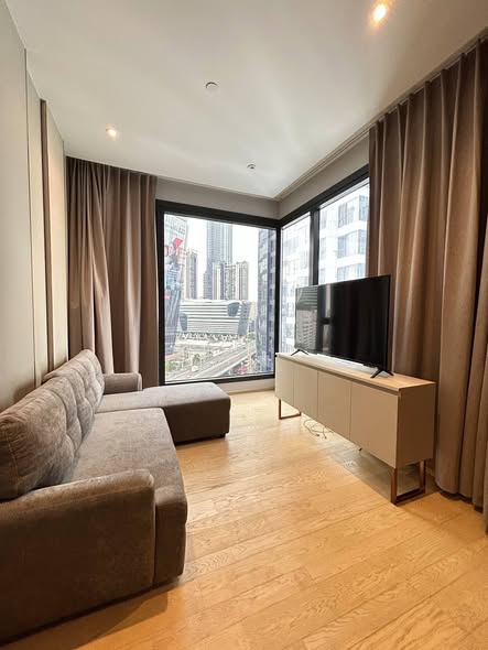 living room and bedroom of ASHTON Asoke – Rama 9